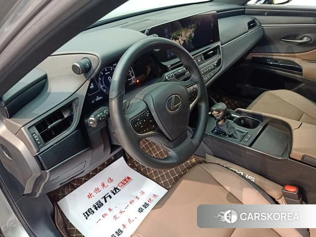 Lexus ES id 4298127 из Китая 21