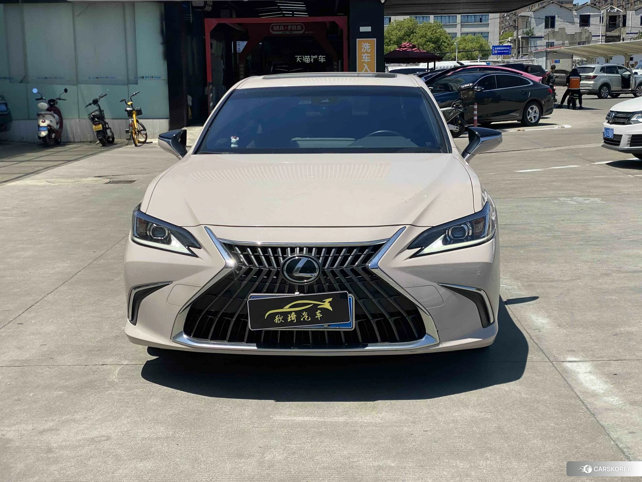 Lexus ES 2022 Шампань из Китая, фото 6