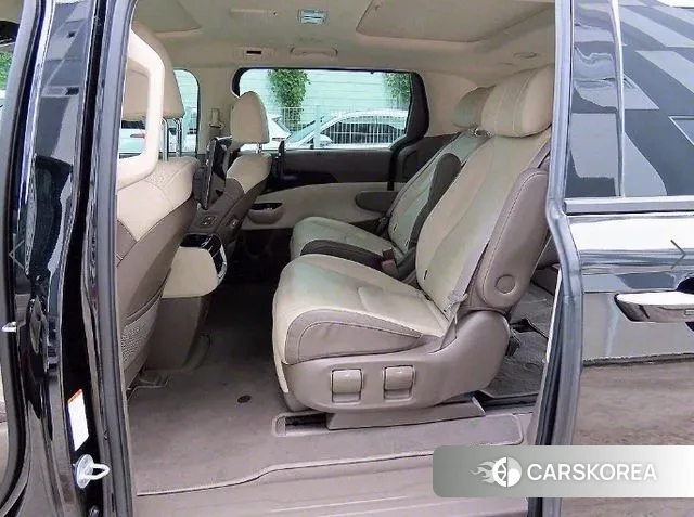 Kia Carnival 4th generation id 3395414 из Кореи 16