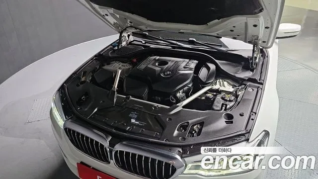 BMW 5 Series (G30) id 2881414 из Кореи 16