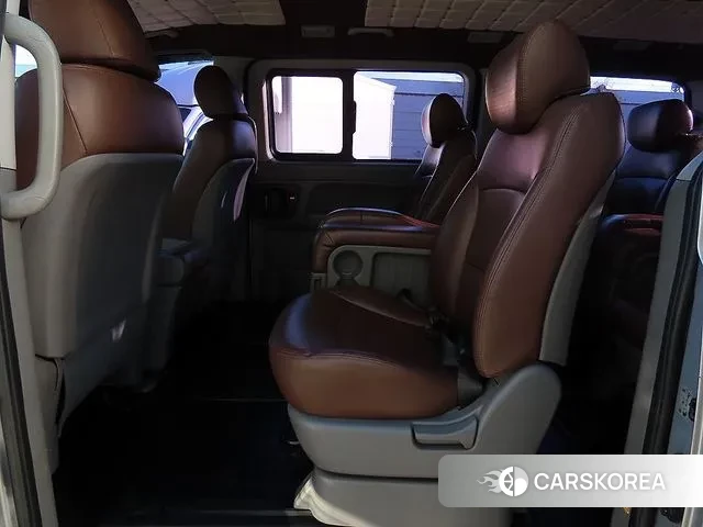 Hyundai The New Grand Starex id 3465096 из Кореи 16