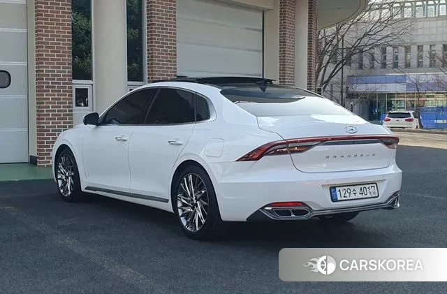 Hyundai The New Grandeur IG id 3582652 из Кореи 16