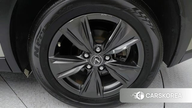 Lexus UX250h id 4384297 из Кореи 16
