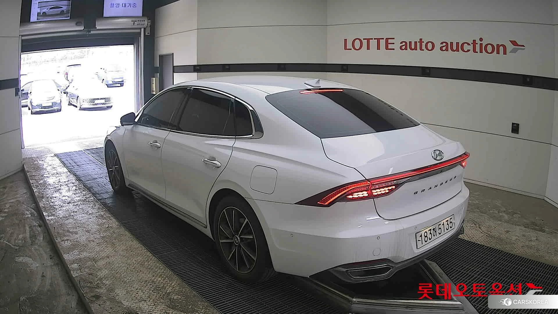 Hyundai Grandeur id 3888366 из Кореи 33