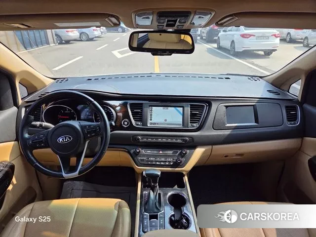 Kia The New Carnival id 3779210 из Кореи 16