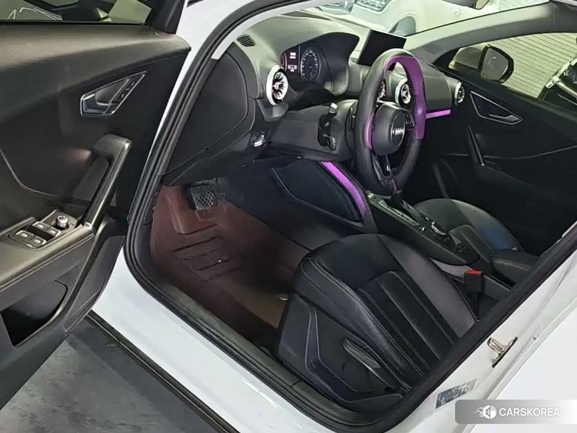 Audi Q2L id 4545687 из Китая 7