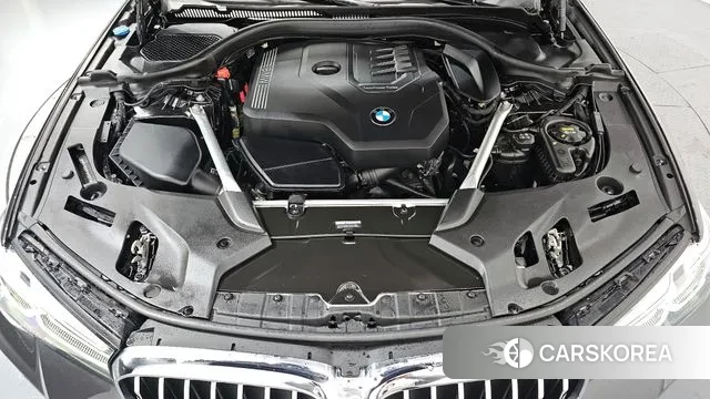 BMW 5 Series (G30) id 3716497 из Кореи 16