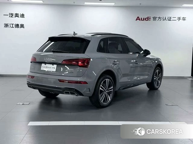 Audi Q5L 2025 Темно-серый из Китая, фото 6