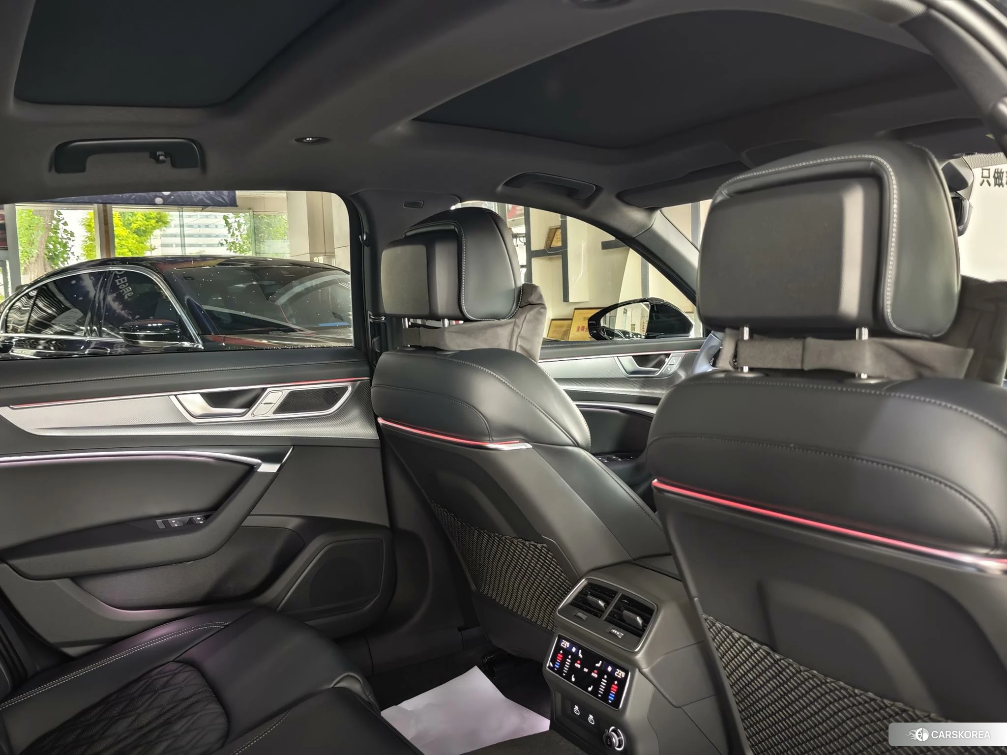Audi A6L id 4515255 из Китая 9