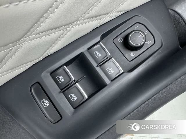 Volkswagen Magotan id 4258706 из Китая 24