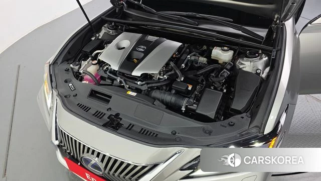 Lexus ES300h 7th generation id 4693824 из Кореи 31