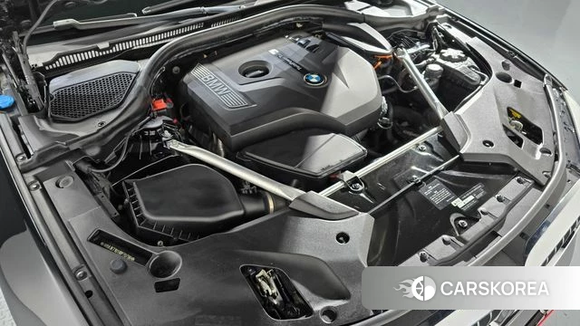 BMW 5 Series (G30) id 4285965 из Кореи 16
