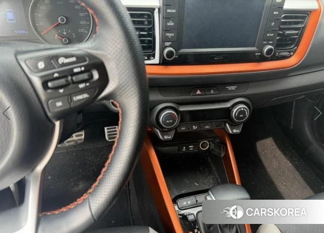 Kia Stonic 2020 Белый из Кореи, фото 6