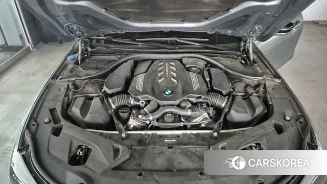 BMW 8 Series (G15) id 3690556 из Кореи 11