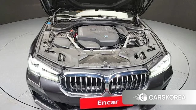 BMW 5 Series (G30) id 3218004 из Кореи 16