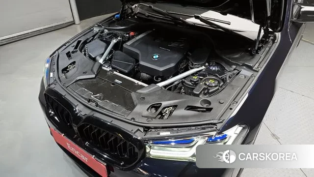 BMW 5 Series (G30) id 3348403 из Кореи 16