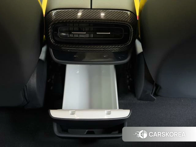 Xiaomi Car Xiaomi SU7 Ultra id 4190396 из Китая 17