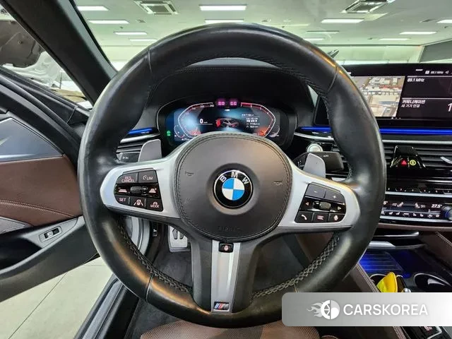 BMW 5 Series (G30) id 3586764 из Кореи 16