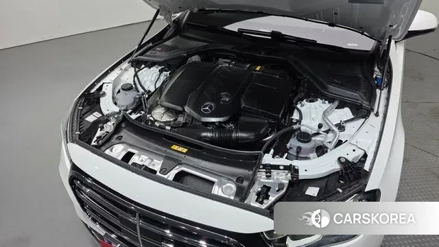 Mercedes-Benz E-Class W214 id 3426244 из Кореи 16