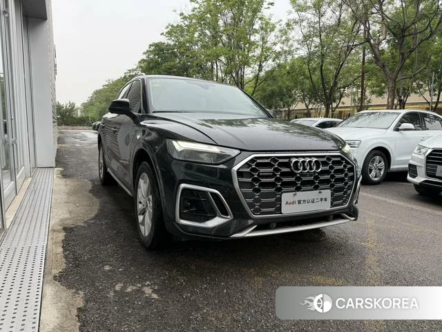Audi Q5L 2021 Черный из Китая, фото 6