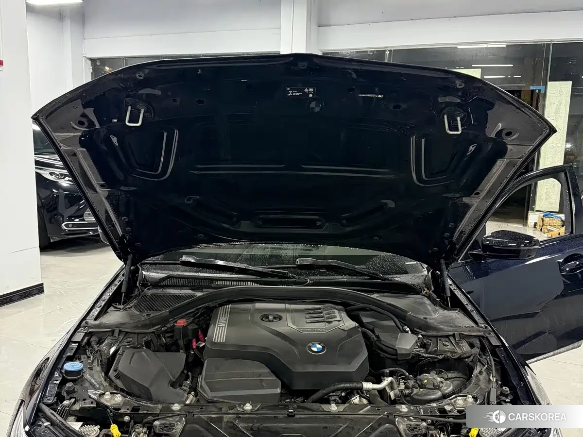 BMW 3 series 2022 Синий из Китая, фото 6