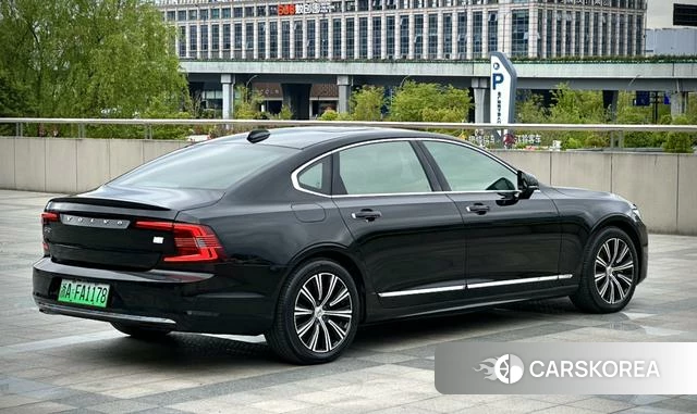 Volvo S90 PHEV id 4211836 из Китая 12