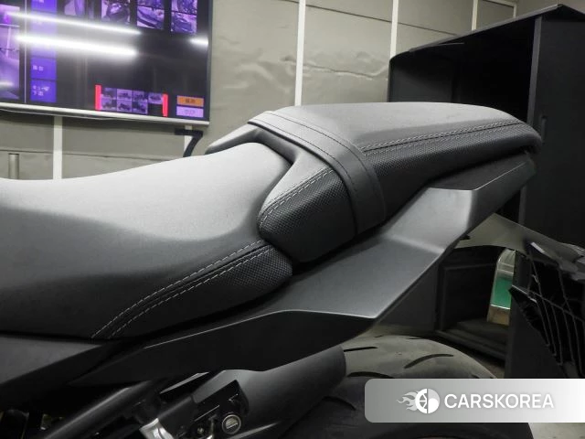 Проданный Honda CB650R id 3997936 из Японии, фото 20