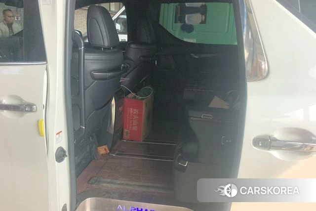 Toyota Elfa id 4261890 из Китая 13