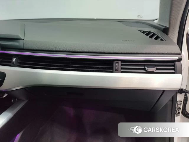 Audi A4L id 4215028 из Китая 23