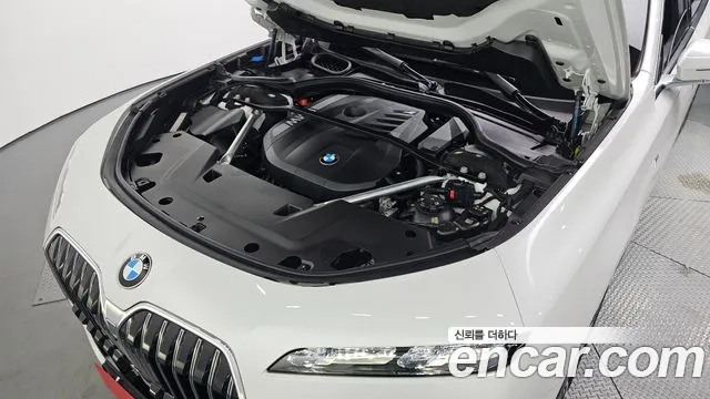 BMW 7 Series (G70) id 2879075 из Кореи 16