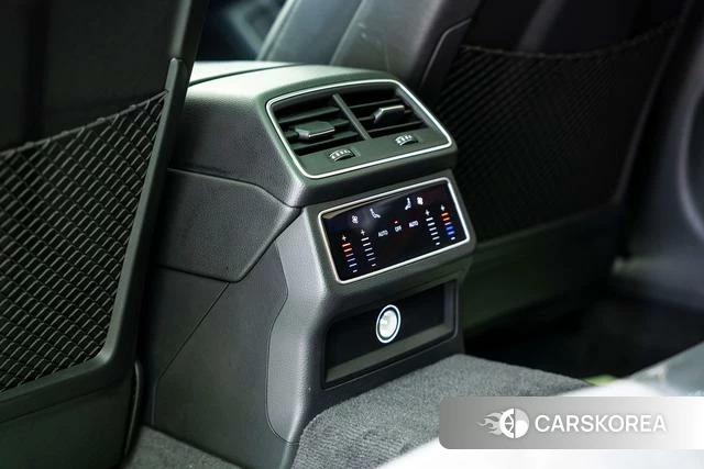 Audi A6L id 4291318 из Китая 22