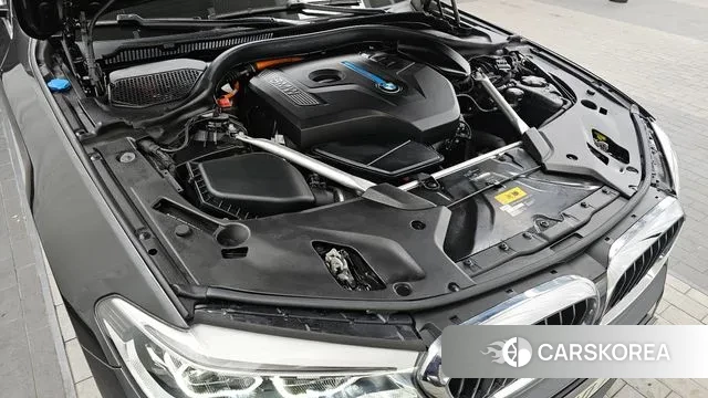 BMW 5 Series (G30) id 3598136 из Кореи 16