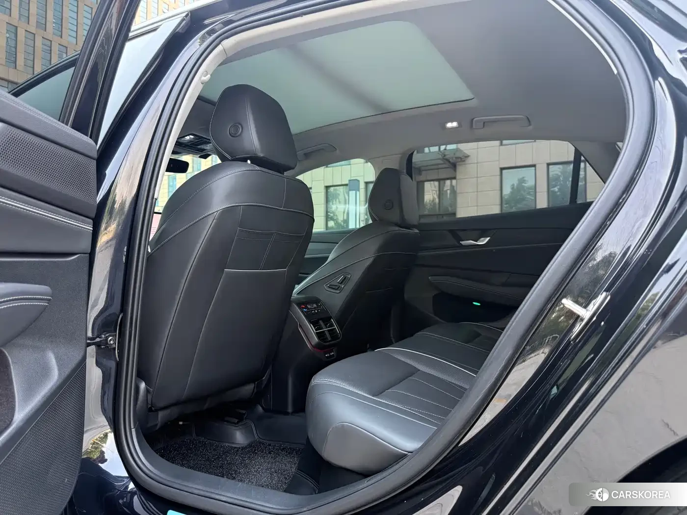 Volkswagen Passat id 4576605 из Китая 19