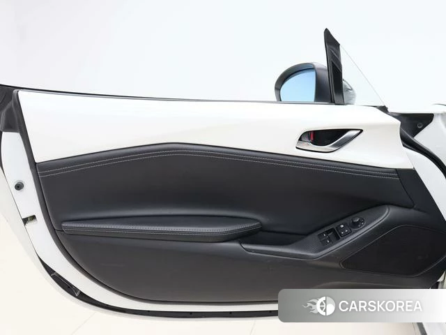 Mazda MX-5 id 4298147 из Китая 25