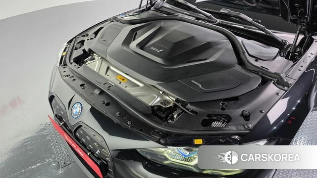 BMW i4 id 4572230 из Кореи 16