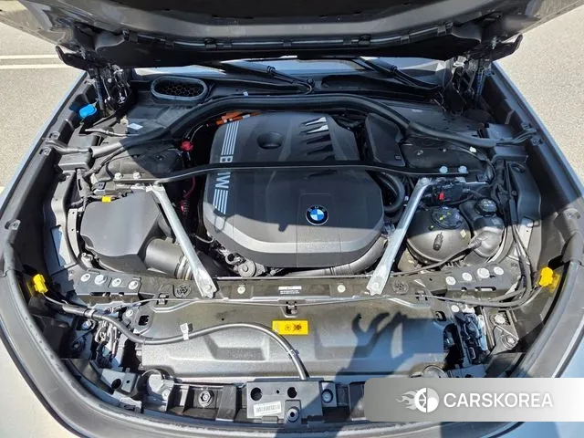 BMW 7 Series (G70) id 2888912 из Кореи 16