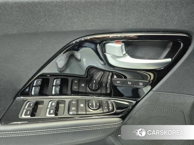 Kia The New Niro id 3923380 из Кореи 16