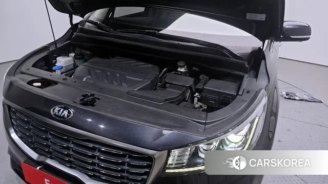 Kia The New Carnival id 3039532 из Кореи 16