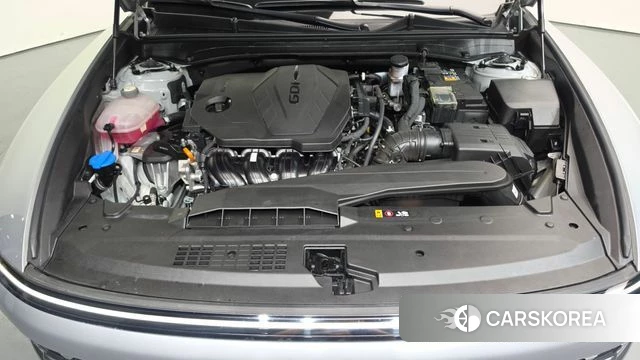 Hyundai Grandeur (GN7) id 4584623 из Кореи 16