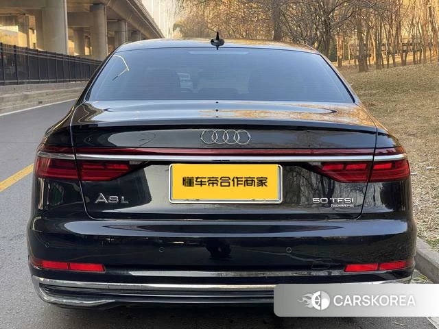 Audi A8 id 4241084 из Китая 9