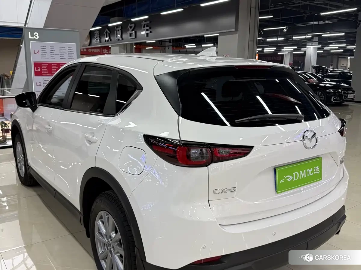 Mazda CX-5 2024 Белый из Китая, фото 6