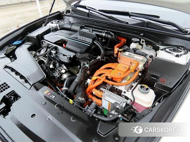 Hyundai Grandeur Hybrid (GN7) id 3922507 из Кореи 16