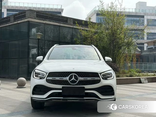 Mercedes-Benz GLC 2023 Белый из Китая, фото 6