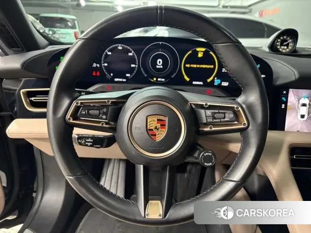 Porsche Taycan id 3059657 из Кореи 16