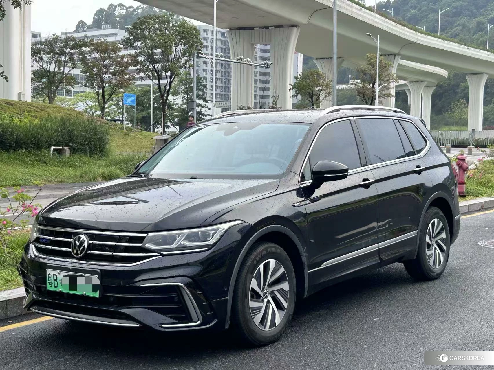 Volkswagen Tiguan L PHEV id 4440474 из Китая 12