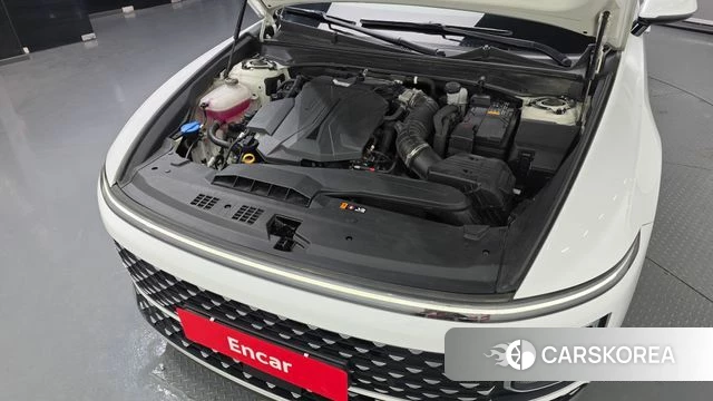 Hyundai Grandeur (GN7) id 3811833 из Кореи 16