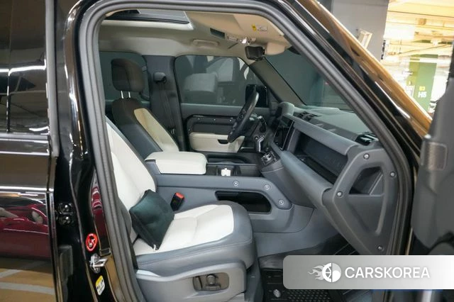 Land Rover Defender (L663) id 3805356 из Кореи 16