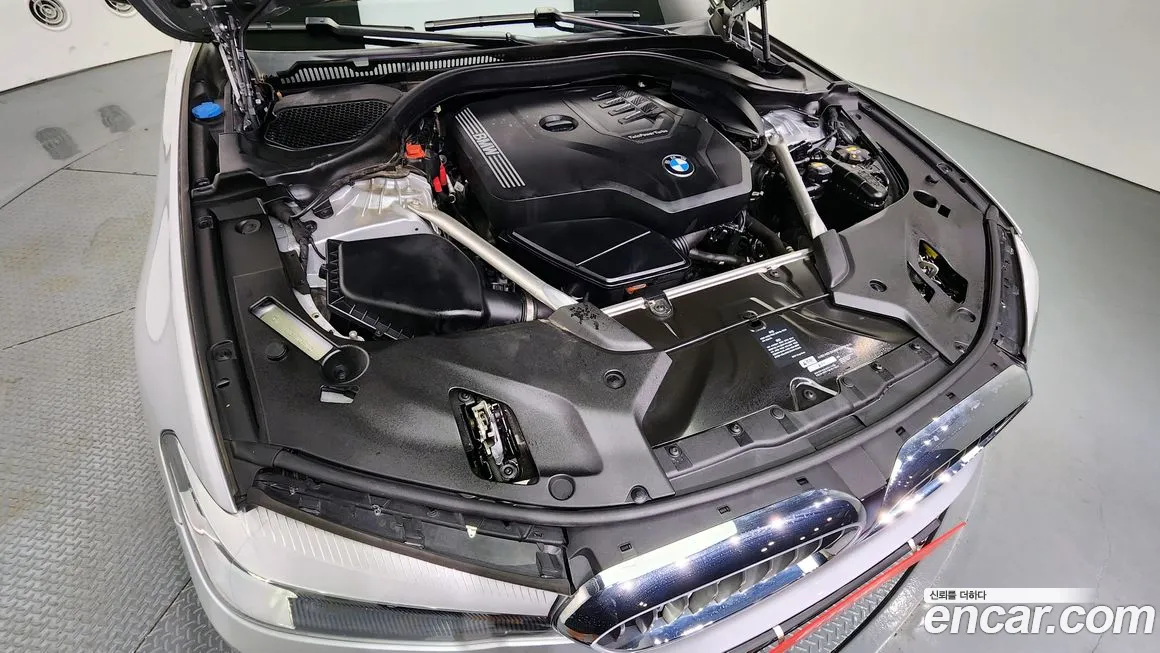 BMW 5 Series (G30) id 1890198 из Кореи 16