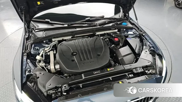 Volvo S60 3rd generation id 3676103 из Кореи 16