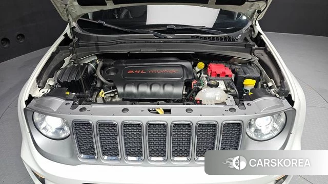 Jeep Renegade id 4188113 из Кореи 16